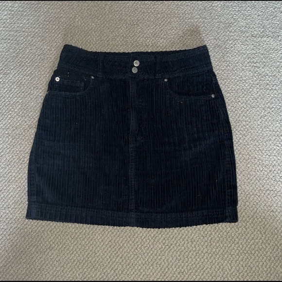 BDG (UO) Corduroy Mini Skirt - Picture 2 of 4